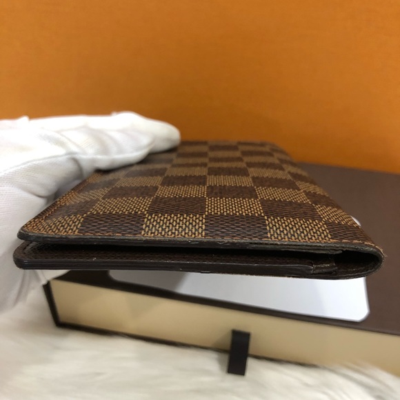 Louis Vuitton Checkbook Wallet Damier